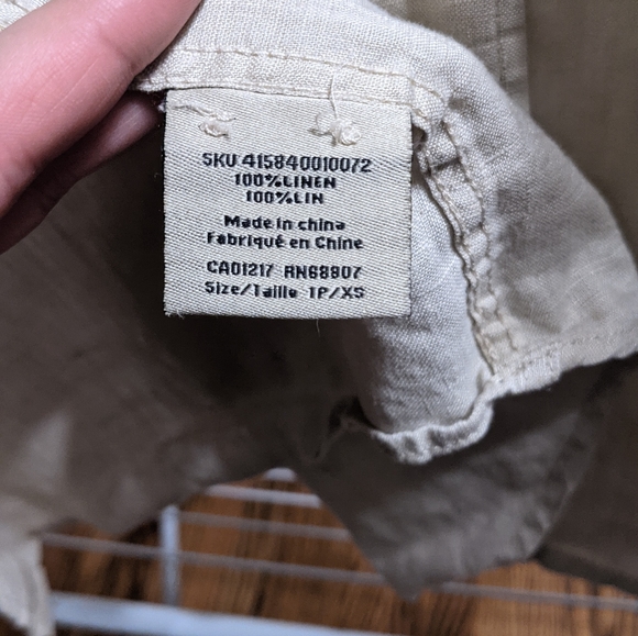 100% Linen Button Down - Picture 3 of 3